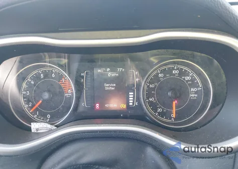 2018 Jeep Cherokee Latitude Plus 4X4 from USA, damaged, VIN 1C4PJMLX6JD576228